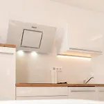Danube - Self Checkin - Ideal Fuer Geschaeftsreisende Und Staedtetrips - Moderne In Ruhiger Lage *