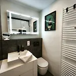 Apartment Danube - Self Checkin - Ideal Fuer Geschaeftsreisende Und Staedtetrips - Moderne In Ruhiger Lage