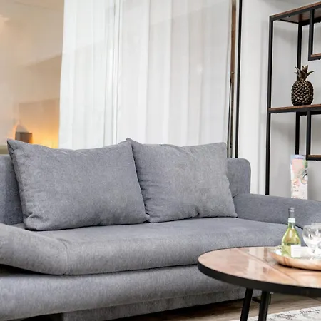 Danube Rooms - Self Checkin - Ideal Fuer Geschaeftsreisende Und Staedtetrips - Moderne Wohnungen In Ruhiger Lage * Pasov