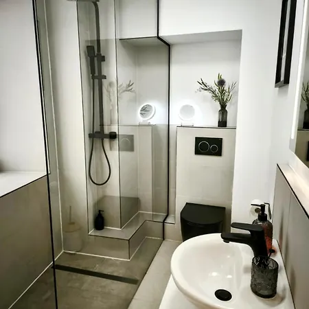 Danube - Self Checkin - Kueche شقة