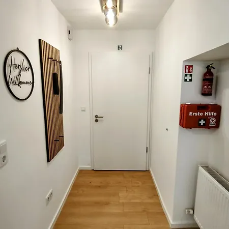Danube - Self Checkin - Ideal Fuer Geschaeftsreisende Und Staedtetrips - Moderne In Ruhiger Lage * Passau