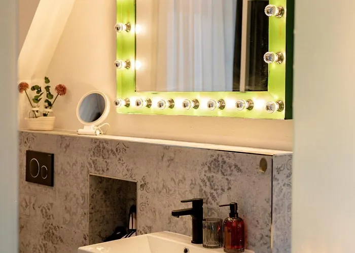 Danube Rooms - Self Checkin - Ideal Fuer Geschaeftsreisende Und Staedtetrips - Moderne Wohnungen In Ruhiger Lage