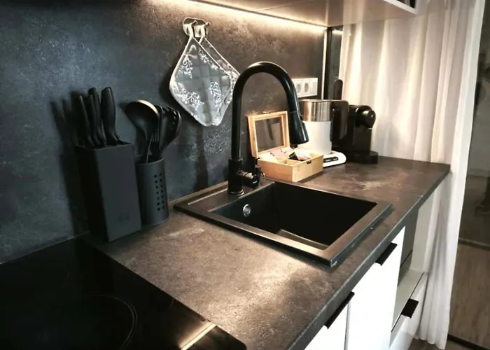 Danube Rooms - Self Checkin - Ideal Fuer Geschaeftsreisende Und Staedtetrips - Moderne Wohnungen In Ruhiger Lage *